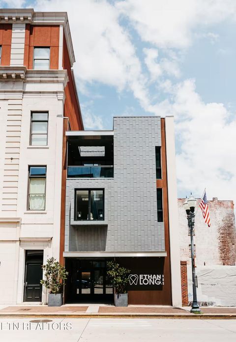 Photo of 304 S Gay St, Knoxville, TN 37902 (MLS # 1320370)