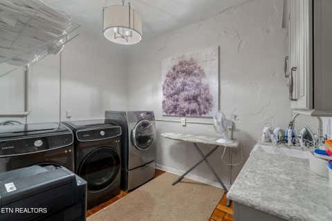 Tiny photo for 304 S Gay St, Knoxville, TN 37902 (MLS # 1320370)