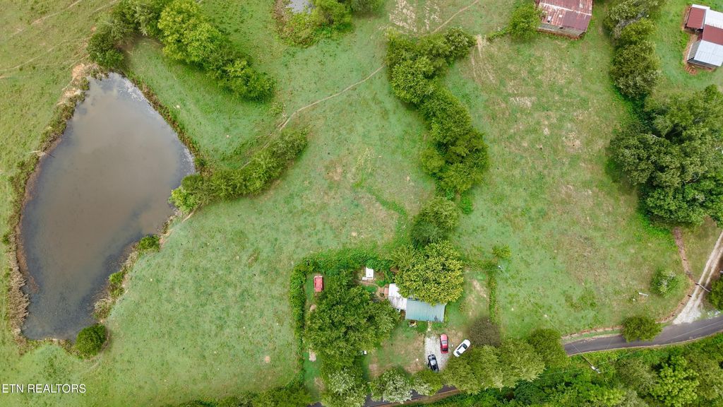 Photo of 575 Duignan Rd, Strawberry Plains, TN 37871 (MLS # 1310210)