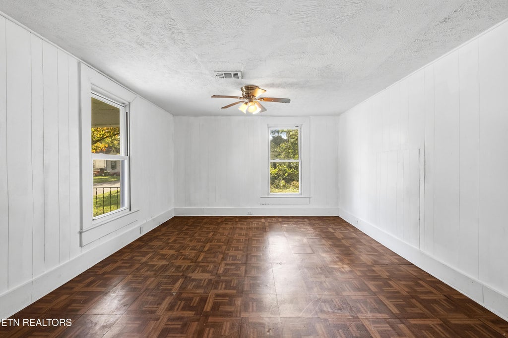Photo of 2719 Barton St, Knoxville, TN 37917 (MLS # 1360713)
