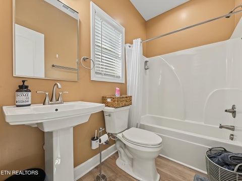 Tiny photo for 6830 Stinking Creek Rd, Pioneer, TN 37847 (MLS # 1359324)