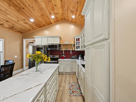 Tiny photo for 6830 Stinking Creek Rd, Pioneer, TN 37847 (MLS # 1359324)