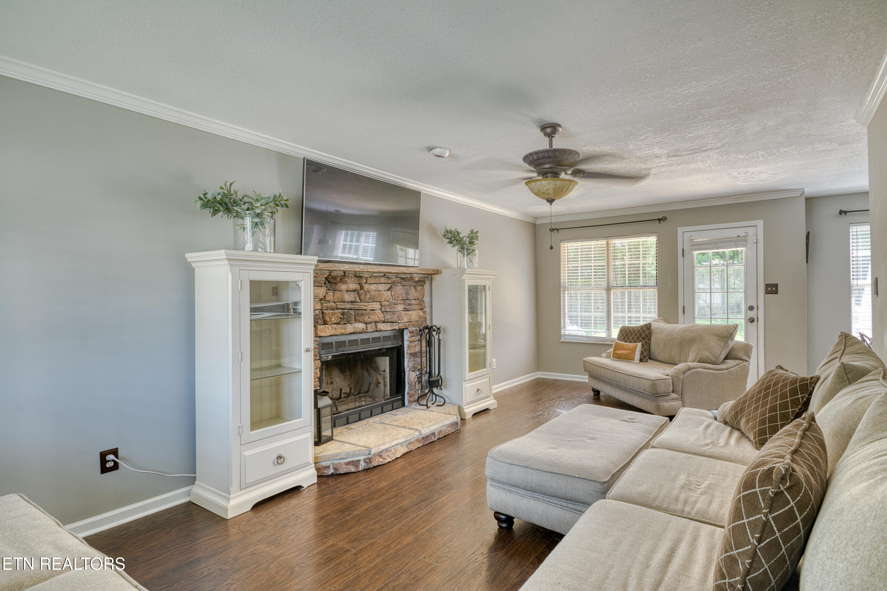 1227 Emerald Forest Lane
