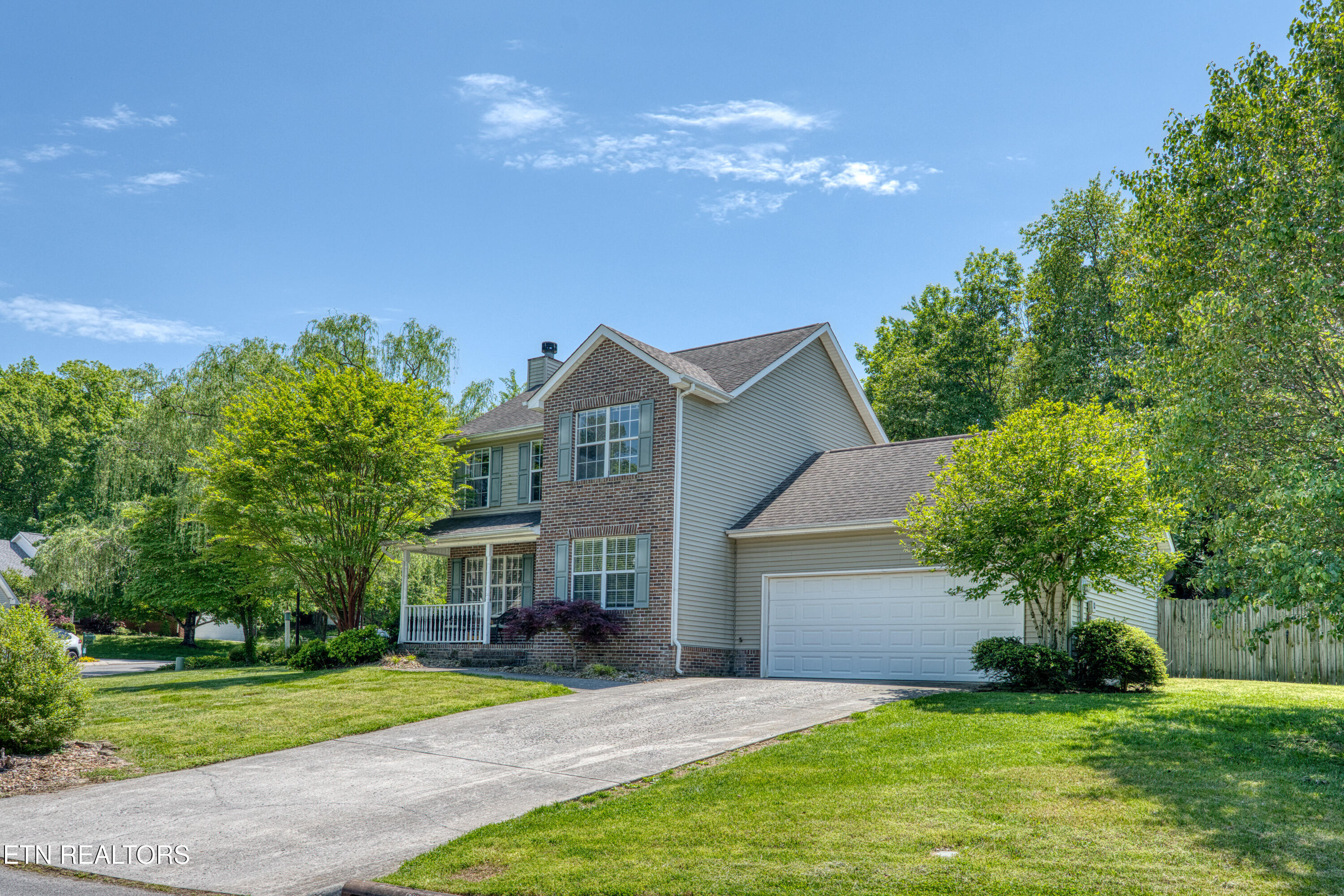 1227 Emerald Forest Lane