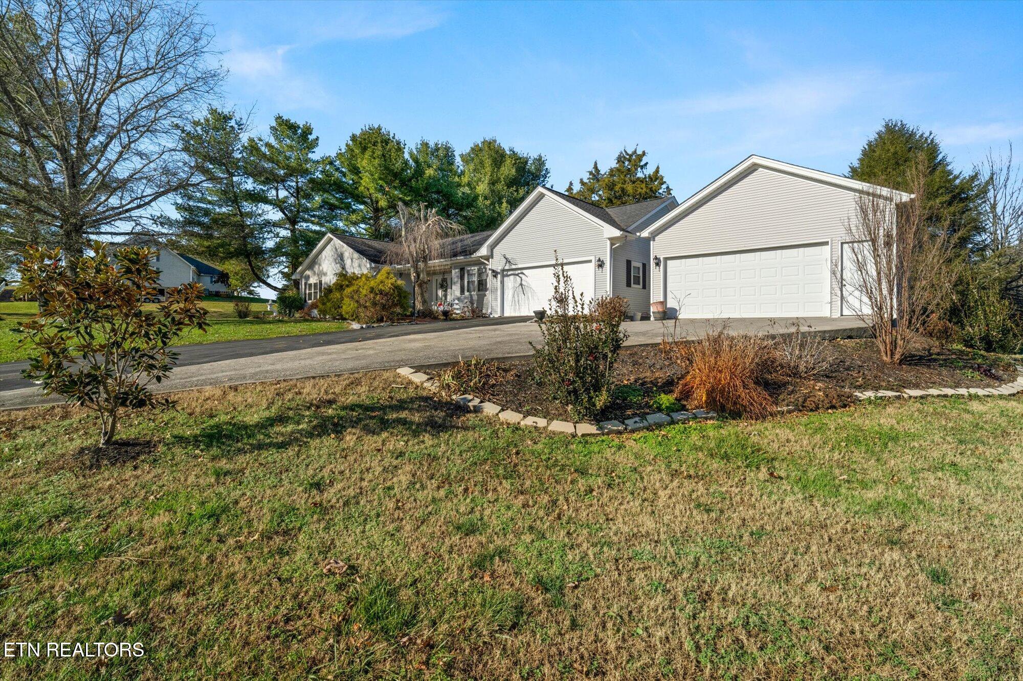 8190 Greenbriar Rd