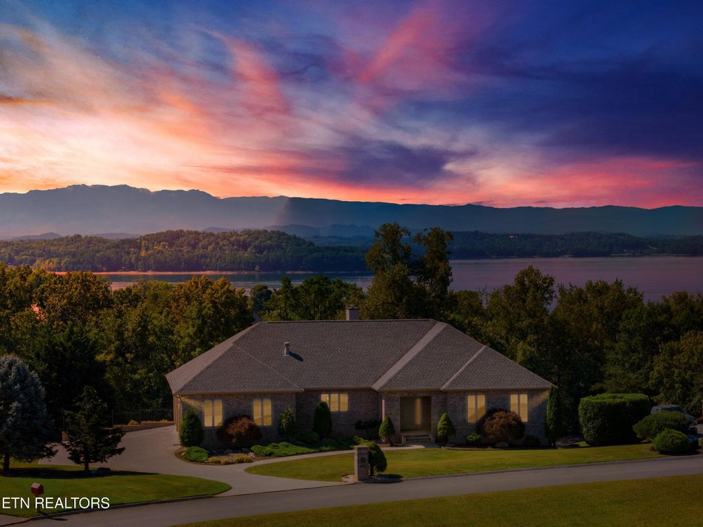 Photo of 1991 Lakebrook Circle, Dandridge, TN 37725 (MLS # 1288509)