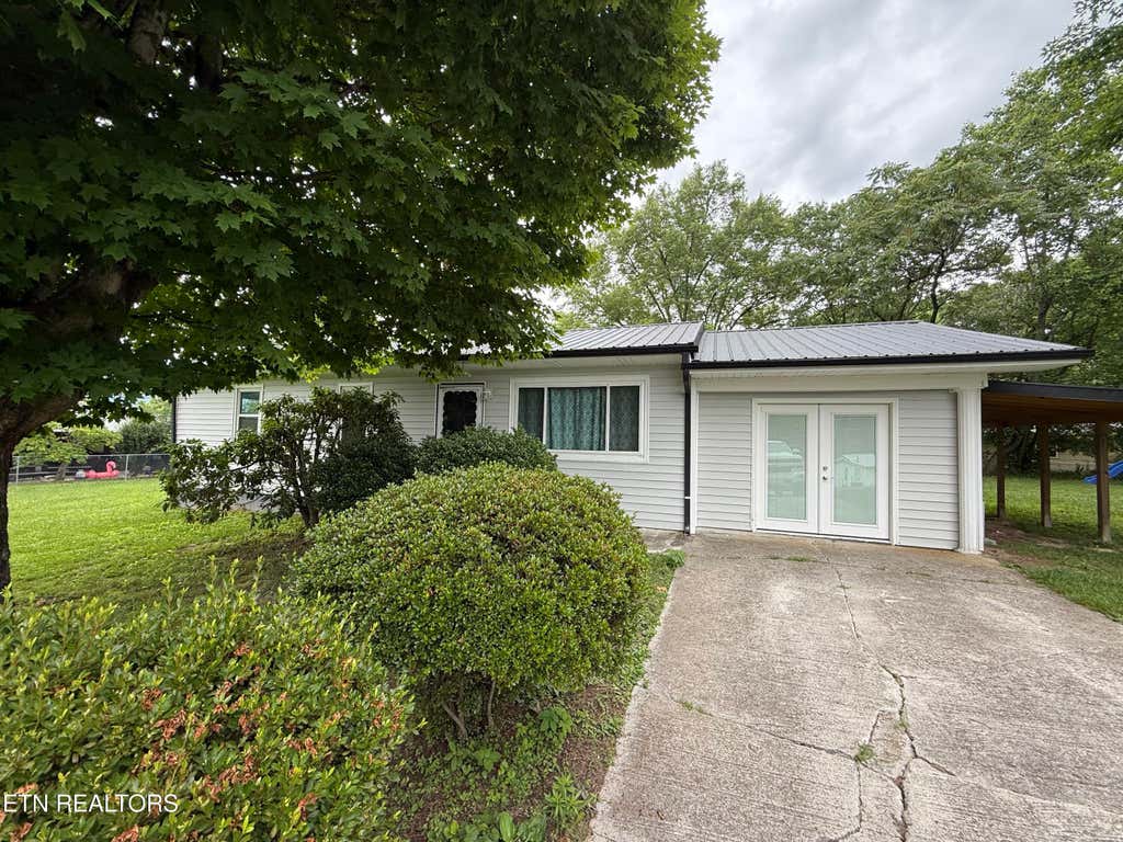 Photo of 191 Lance Lane, LaFollette, TN 37766 (MLS # 1343286)