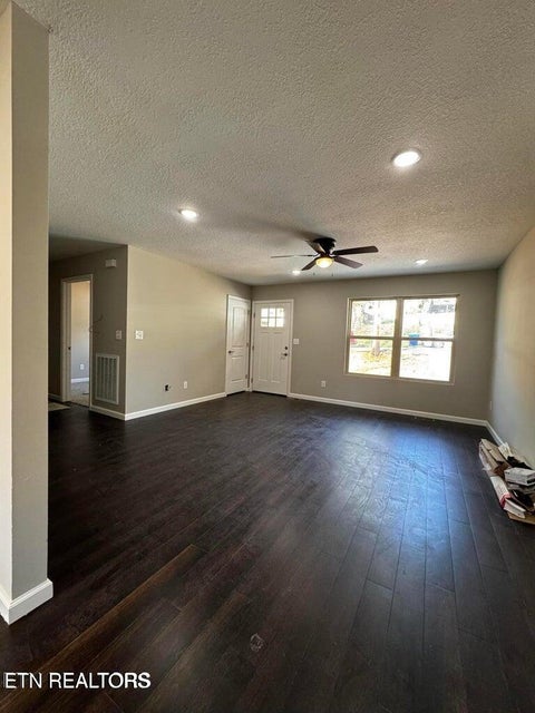 Tiny photo for 119 E Wadsworth Circle, Oak Ridge, TN 37830 (MLS # 1351082)