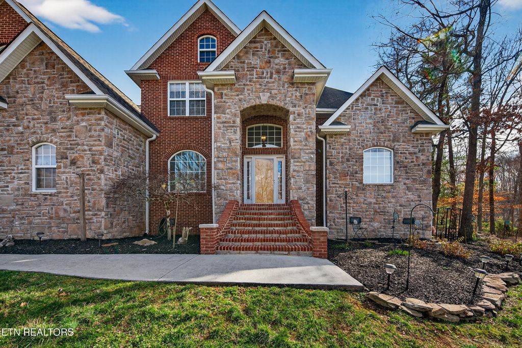 Photo of 110 Saint James Lane, Clinton, TN 37716 (MLS # 1326717)