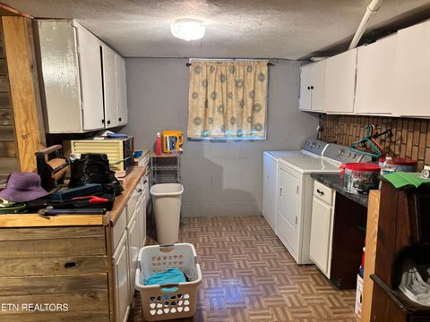 Tiny photo for 741 Old Highway 70, Harriman, TN 37748 (MLS # 1327682)