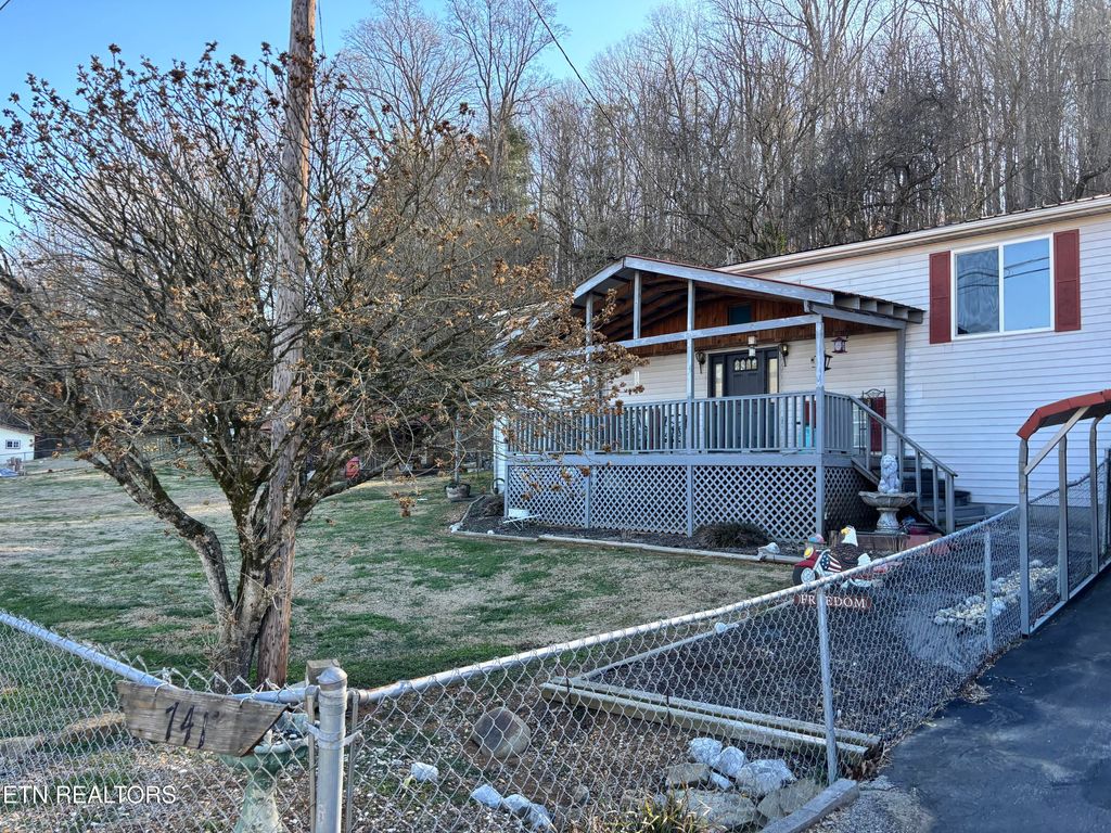 Photo of 741 Old Highway 70, Harriman, TN 37748 (MLS # 1327682)