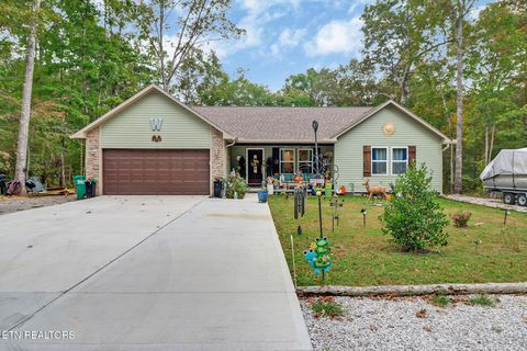 720 Oneida Lane Crossville TN 38572