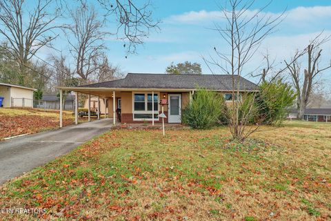 Photo of 102 E Bryn Mawr Circle, Oak Ridge, TN 37830 (MLS # 1322630)