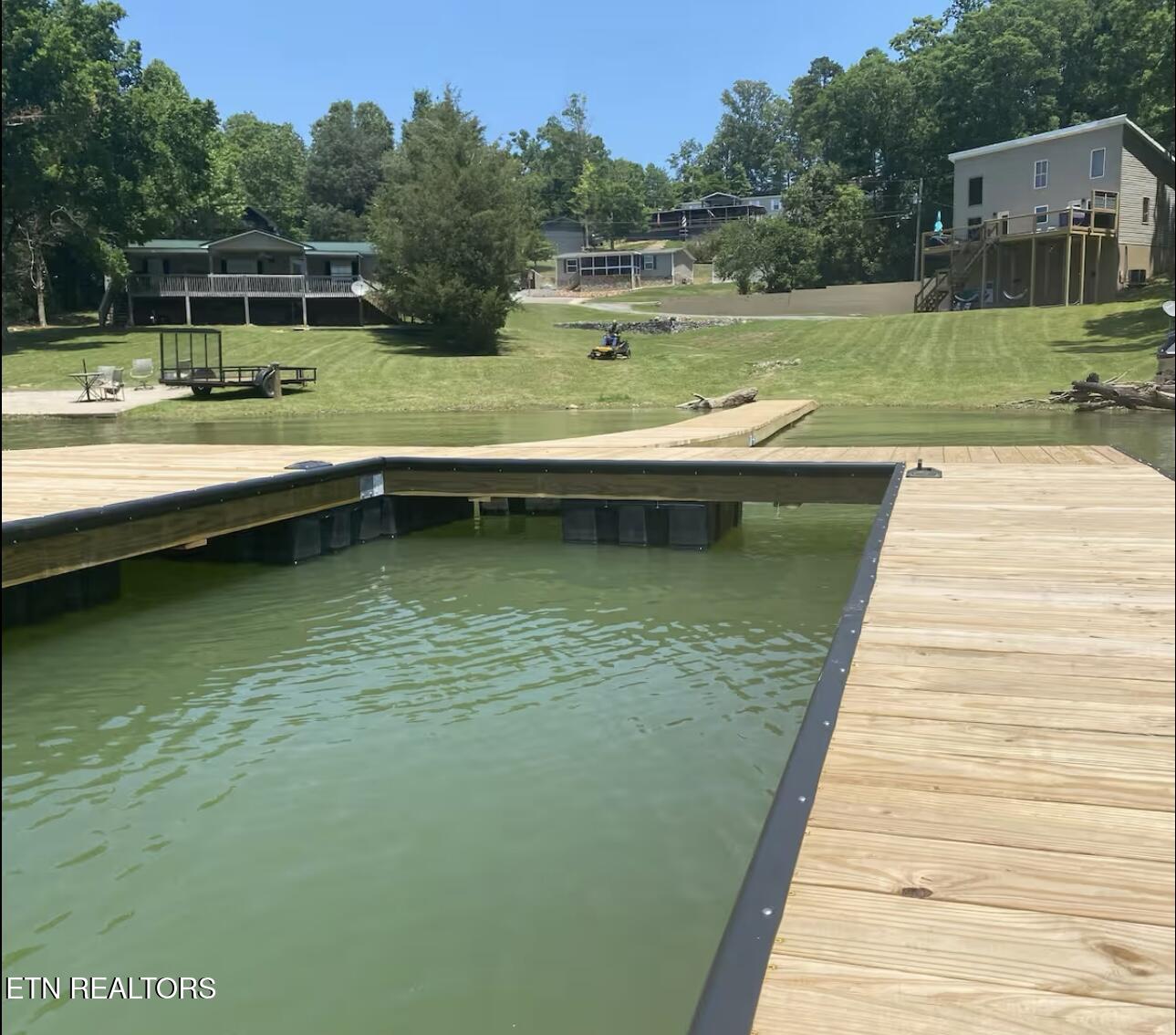 1448 Dover Lane
