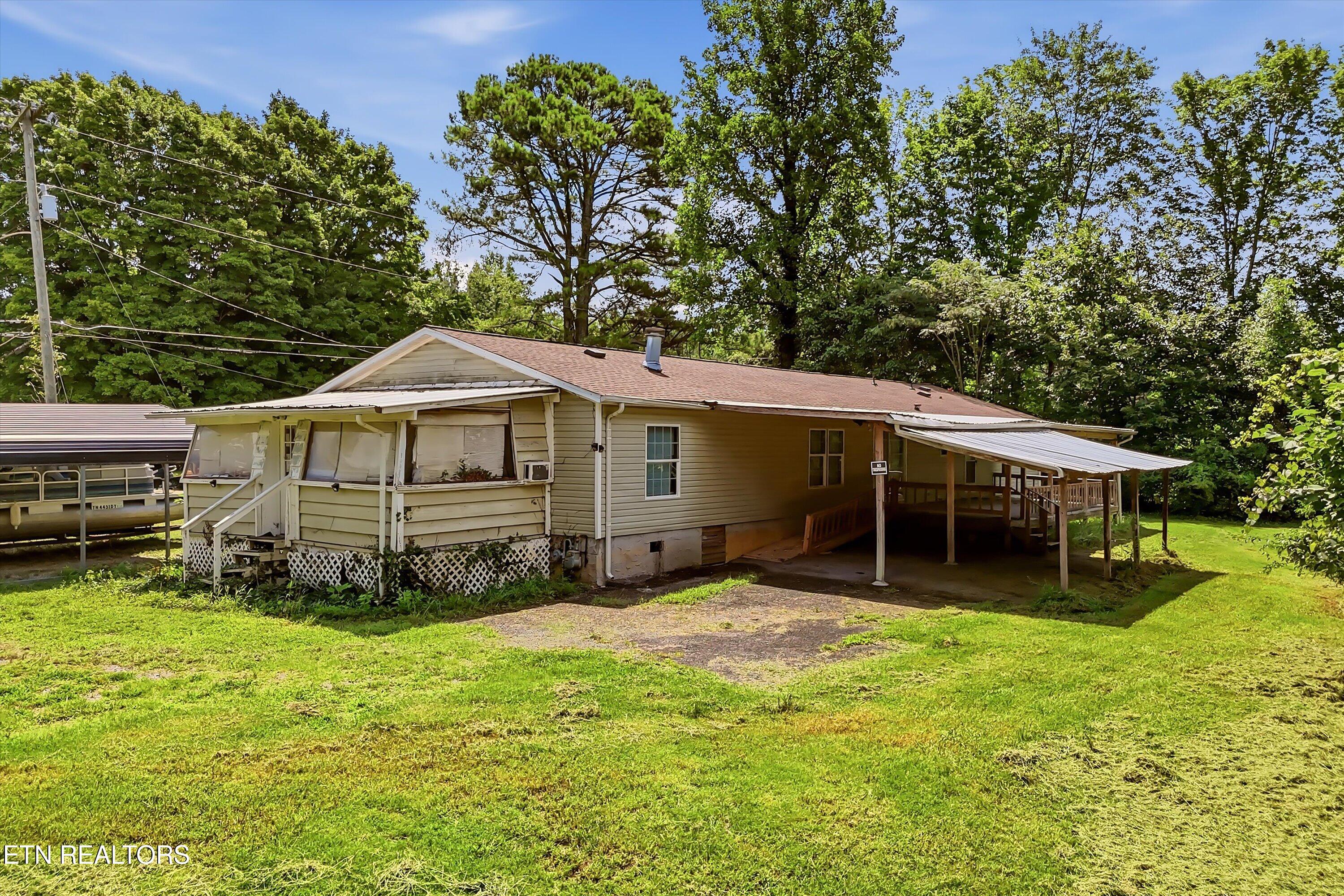 712 Keith Lane