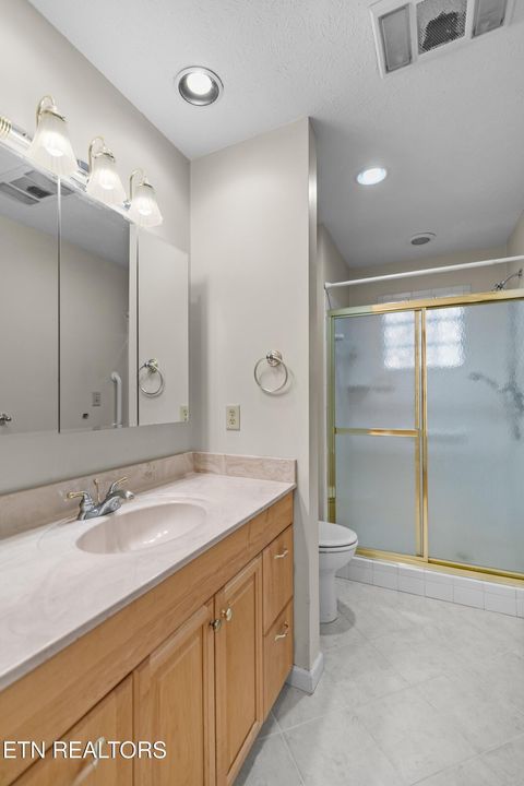 Tiny photo for 1401 Brookfield Drive, Morristown, TN 37814 (MLS # 1323952)