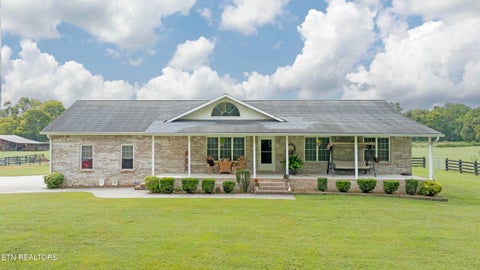 Photo of 493 Sandtown Rd, Spring City, TN 37381 (MLS # 1354939)