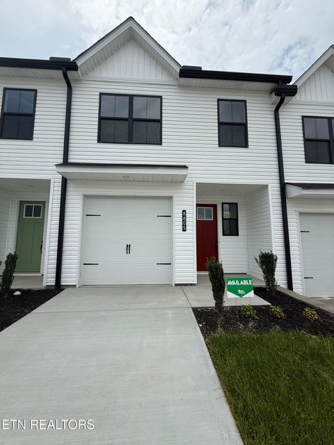 Photo of 8805 Chapman Trace Way, Knoxville, TN 37920 (MLS # 1342829)