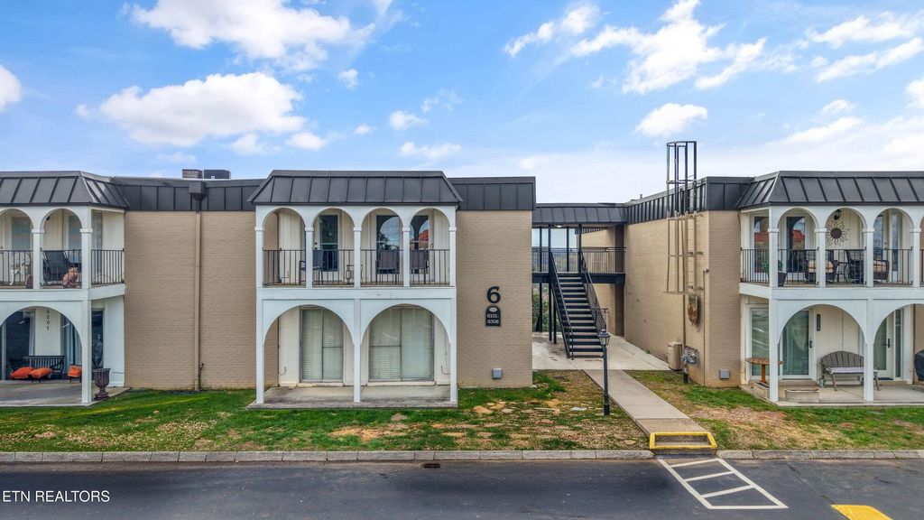 Photo of 5709 Lyons View Pike #6303, Knoxville, TN 37919 (MLS # 1333028)