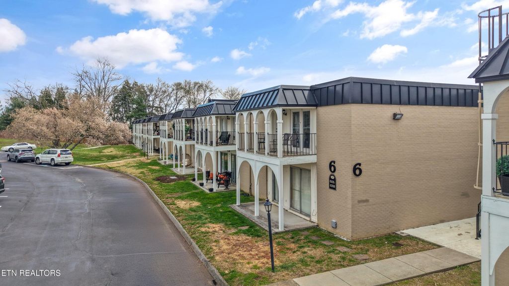 Photo of 5709 Lyons View Pike #6303, Knoxville, TN 37919 (MLS # 1333028)