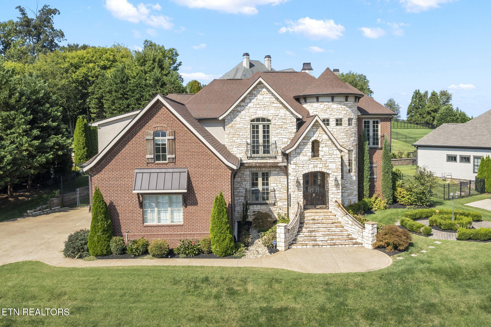 639 Barnsley Rd