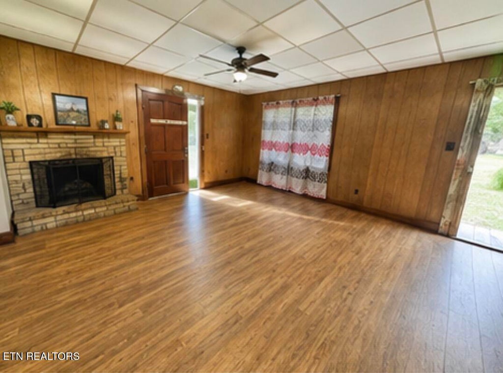 Photo of 317 Hoot Owl Hollow Lane, Jellico, TN 37762 (MLS # 1354164)