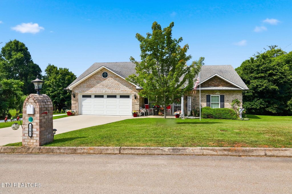 Photo of 1501 John Sparks Drive, Friendsville, TN 37737 (MLS # 1349220)