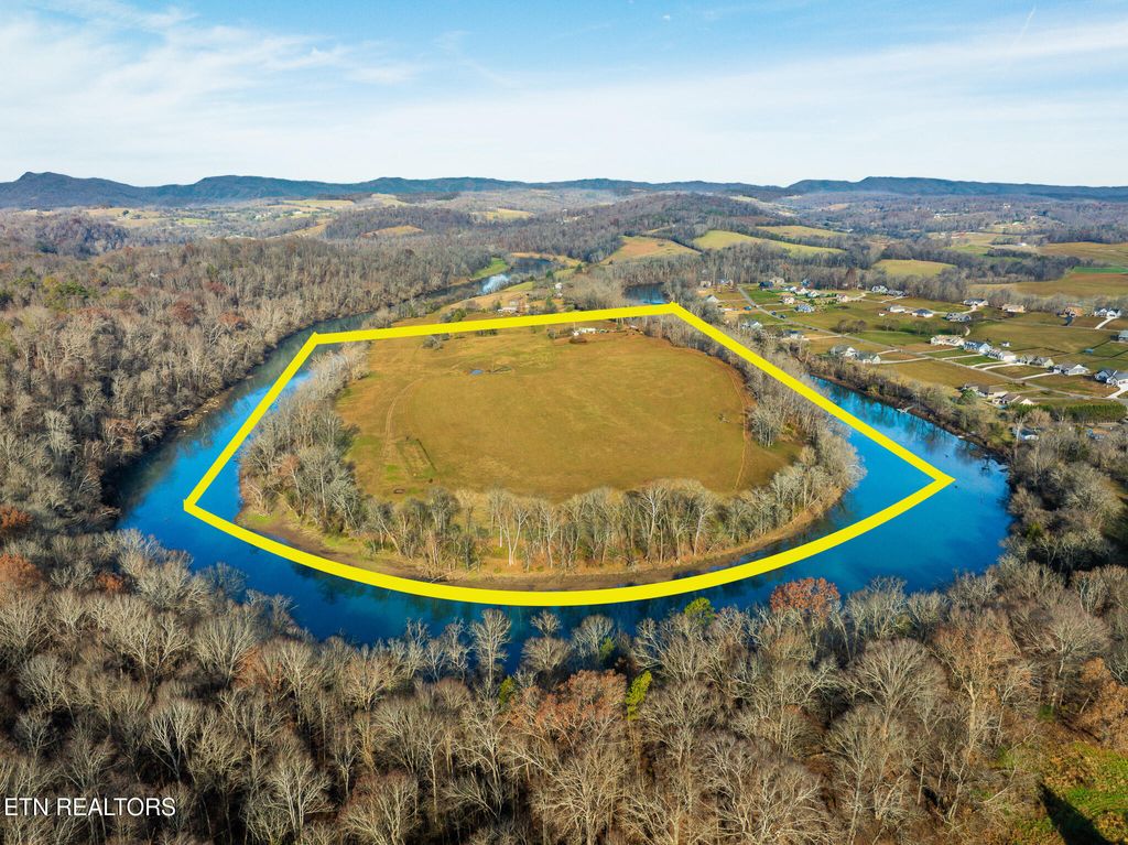 Photo of 598 Horse Shoe Bend Rd, Blaine, TN 37709 (MLS # 1322959)
