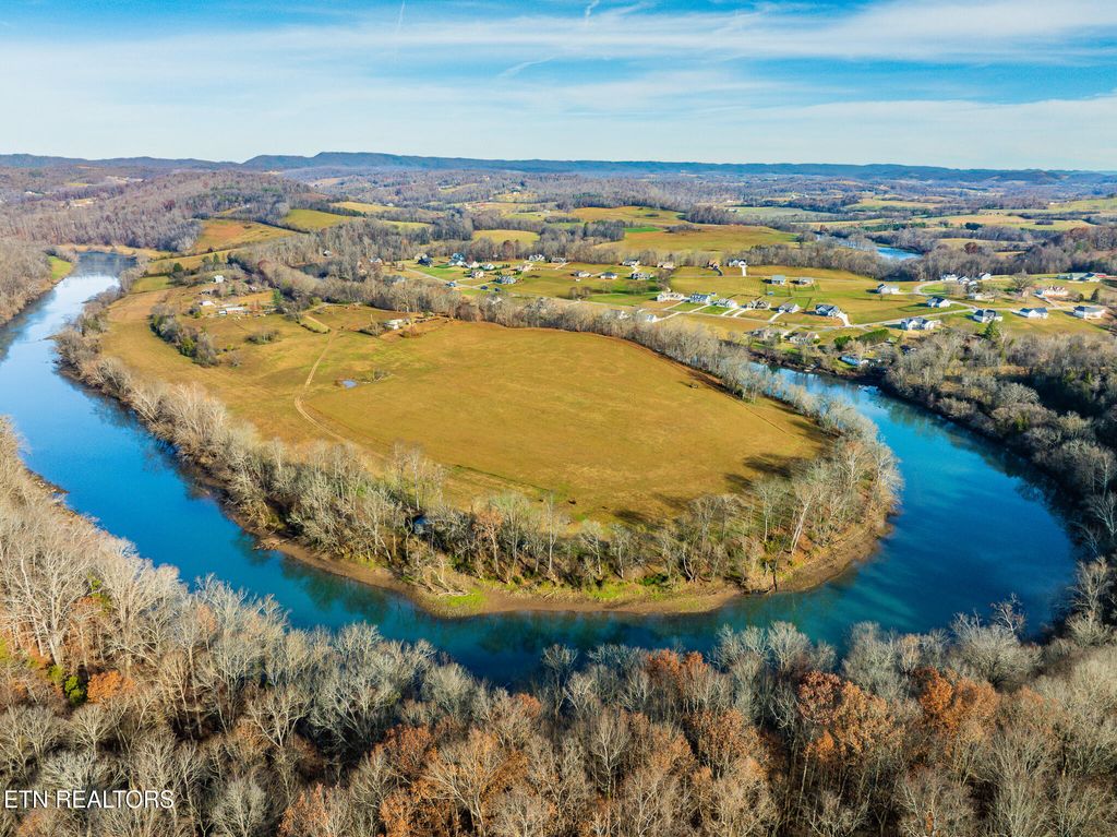 Photo of 598 Horse Shoe Bend Rd, Blaine, TN 37709 (MLS # 1322959)