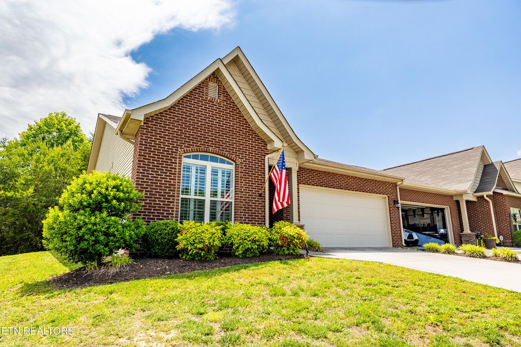 Photo of 6122 McMillan Creek Drive, Knoxville, TN 37924 (MLS # 1340959)