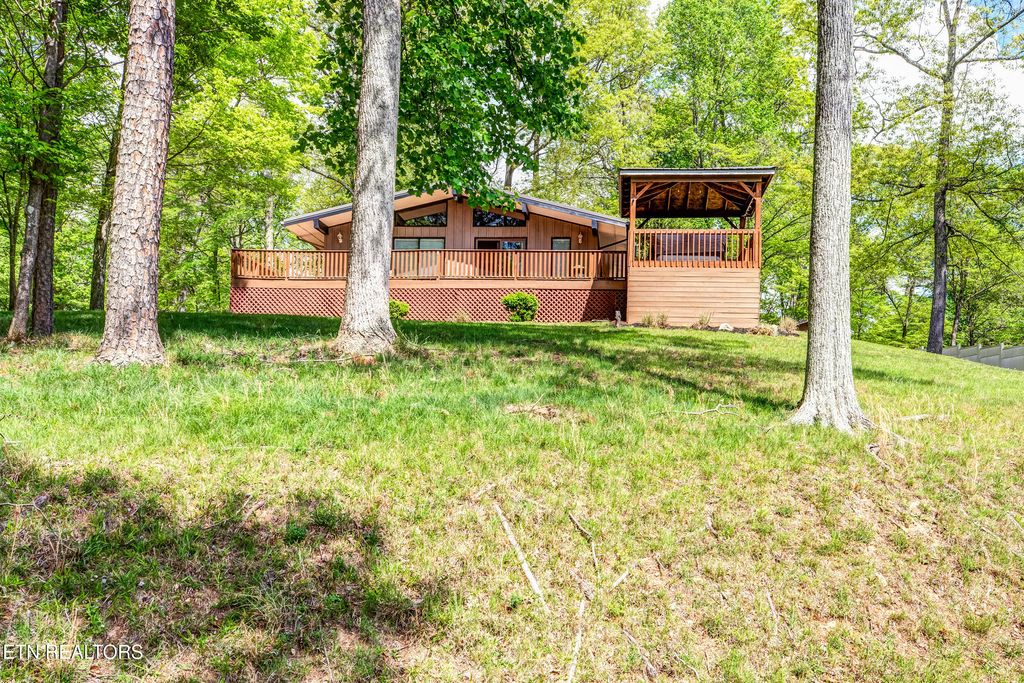 Photo of 129 Bucks and Doe Lane Ln, LaFollette, TN 37766 (MLS # 1298712)