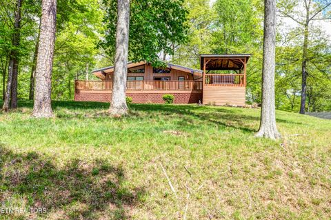 129 Bucks and Doe Lane LaFollette TN 37766