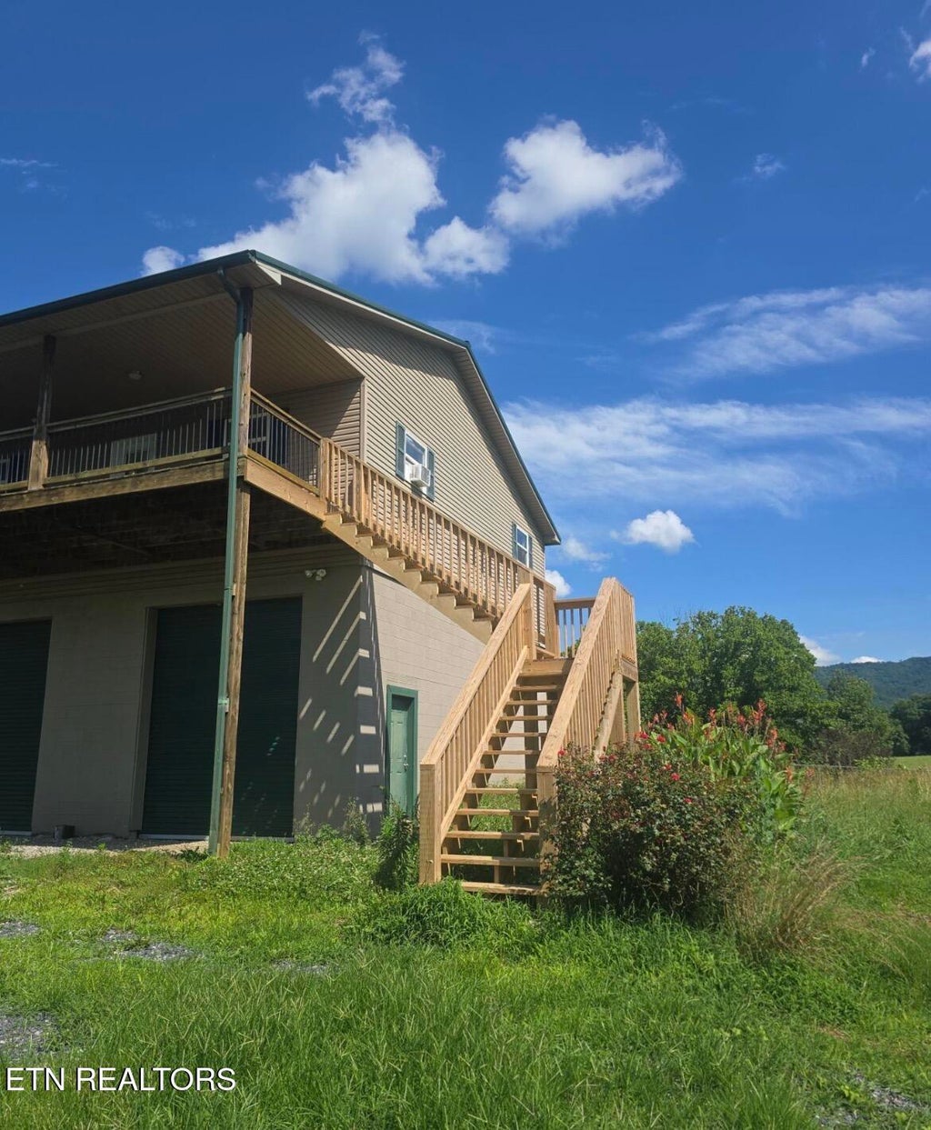 Photo of 1374 CAMELLIA Rd, Newport, TN 37821 (MLS # 1352186)