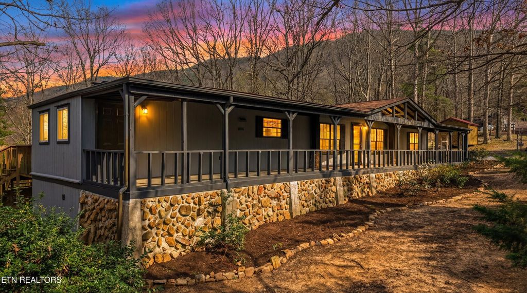 Photo of 3670 Chilhowee Tr, Maryville, TN 37803 (MLS # 1334429)