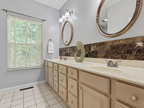 Tiny photo for 3223 Topside Drive, Kodak, TN 37764 (MLS # 1355844)