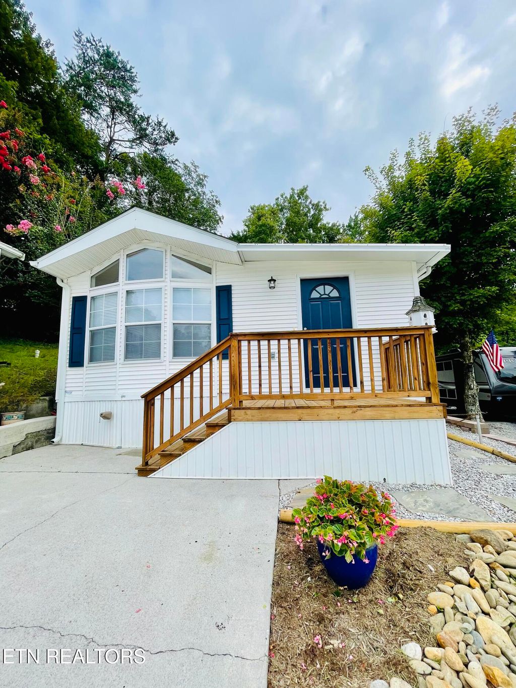 Photo of 772 Big Valley Blvd, Townsend, TN 37882 (MLS # 1313381)