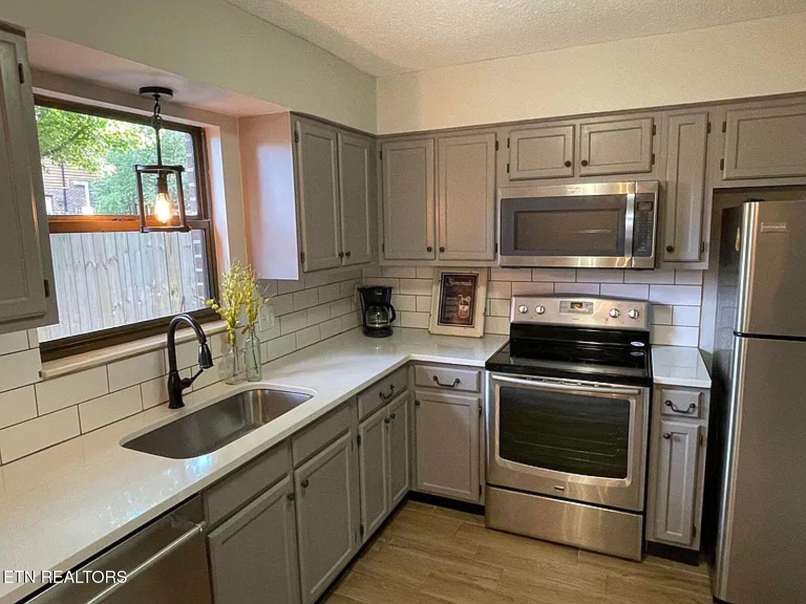 1221 Crest Brook Drive