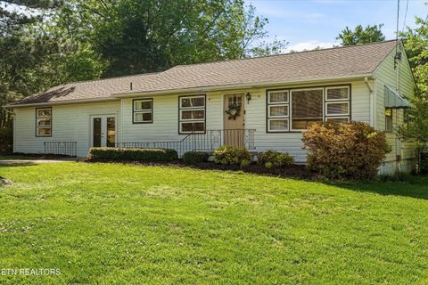 Photo of 3322 Cunningham Rd, Knoxville, TN 37918 (MLS # 1339105)