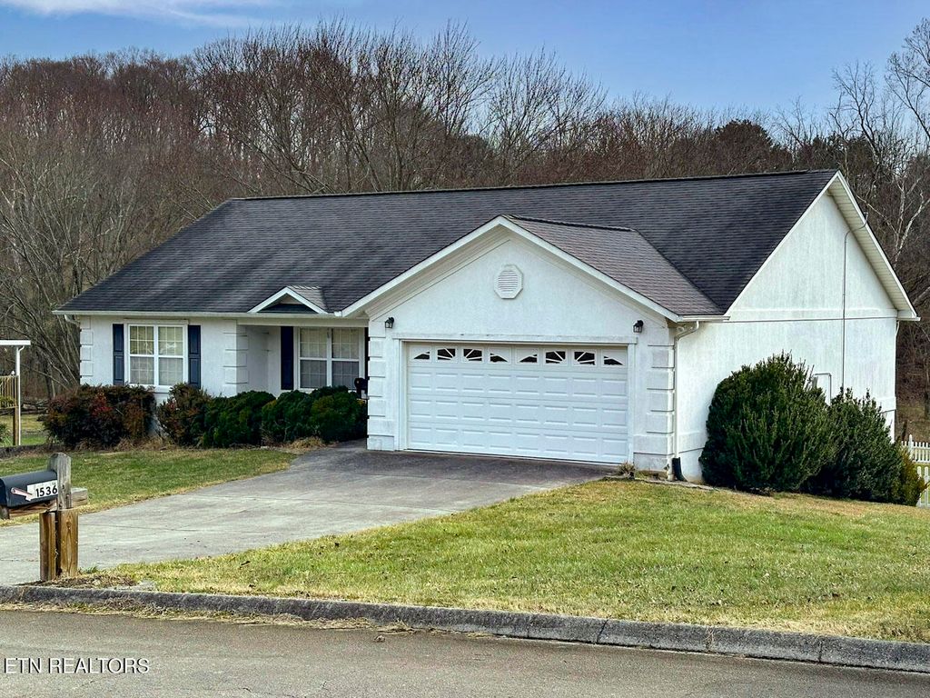 Photo of 1536 Boardwalk Circle, Morristown, TN 37814 (MLS # 1329235)