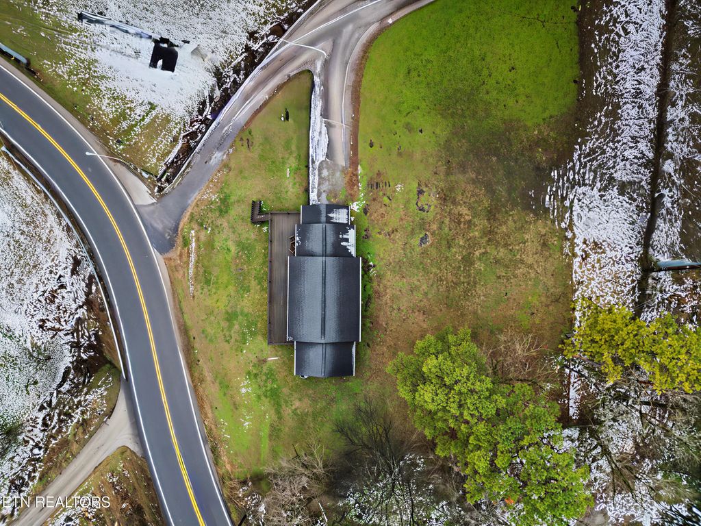 Photo of 3002 Highway 61 E, Luttrell, TN 37779 (MLS # 1328233)