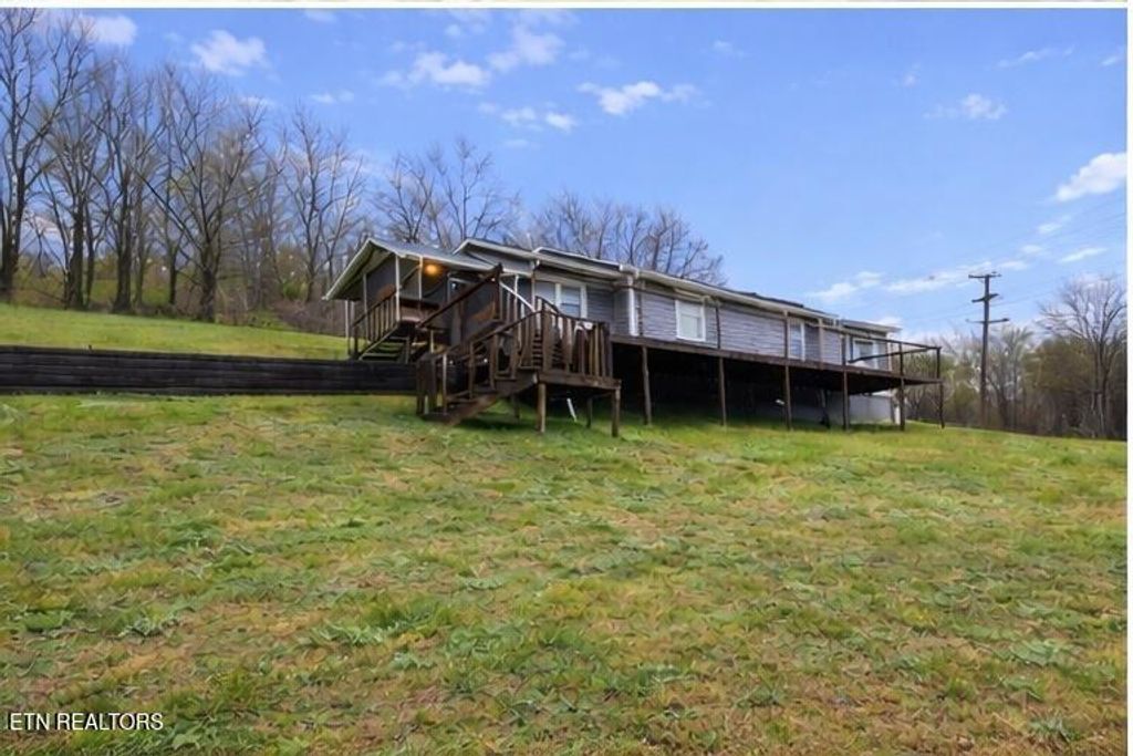 Photo of 3002 Highway 61 E, Luttrell, TN 37779 (MLS # 1328233)