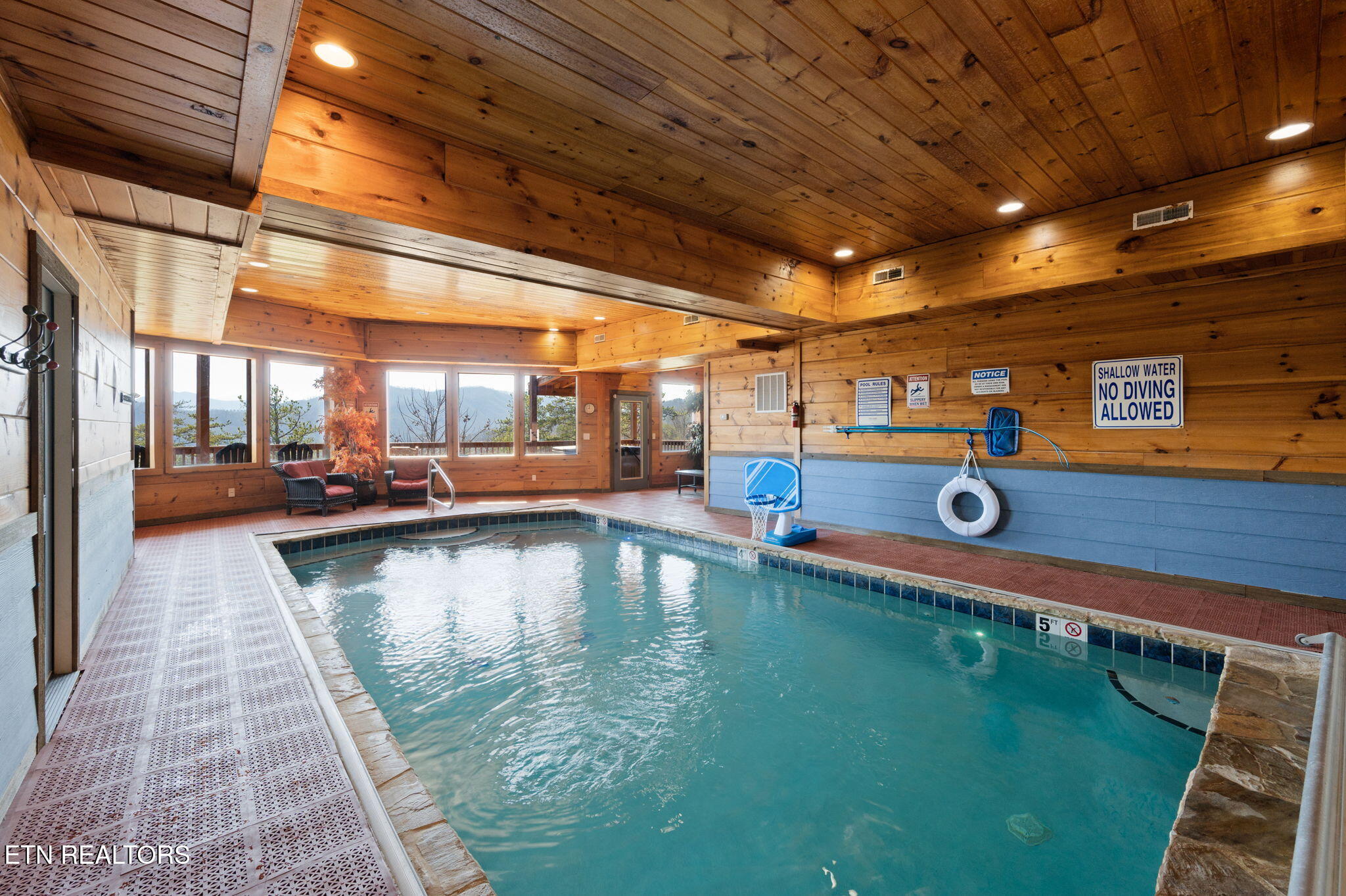 2456 Hackberry Drive