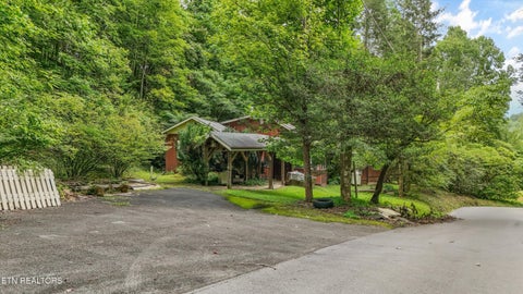 Tiny photo for 840 E Highland Drive, Gatlinburg, TN 37738 (MLS # 1349286)