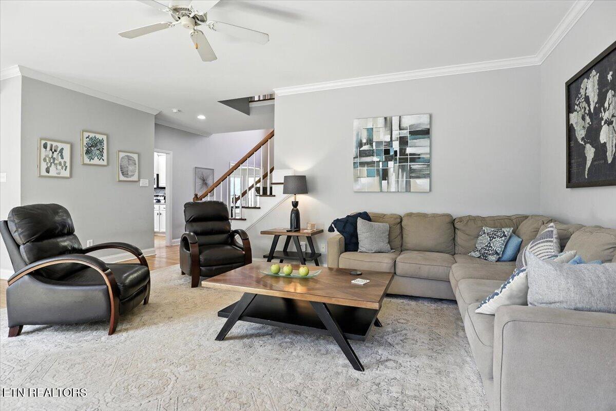 1712 Burnside Drive