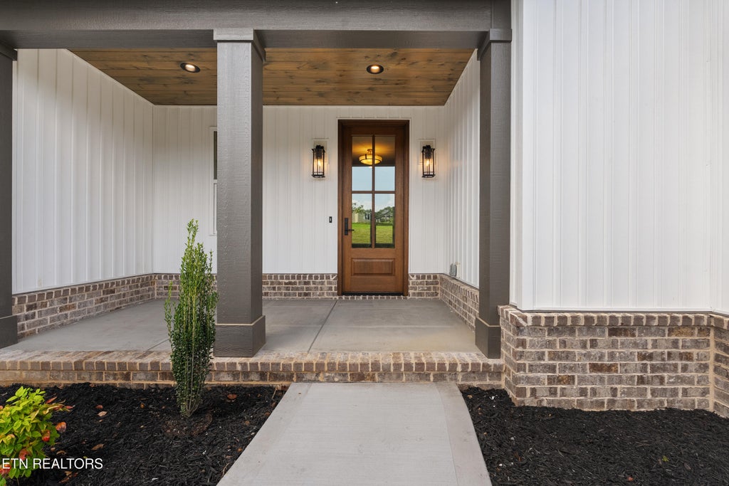 Photo of 103 Oonoga Way, Loudon, TN 37774 (MLS # 1354238)