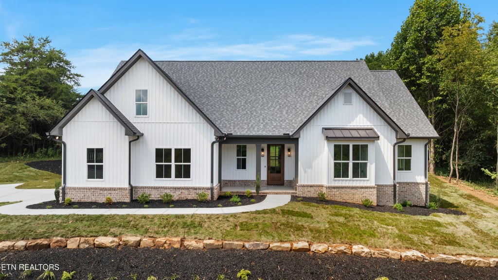 Photo of 103 Oonoga Way, Loudon, TN 37774 (MLS # 1354238)