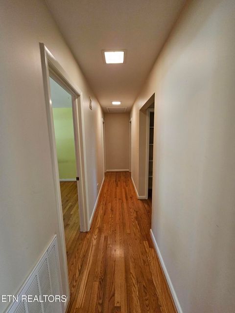 Tiny photo for 899 W Outer Drive, Oak Ridge, TN 37830 (MLS # 1319142)