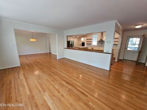Tiny photo for 899 W Outer Drive, Oak Ridge, TN 37830 (MLS # 1319142)
