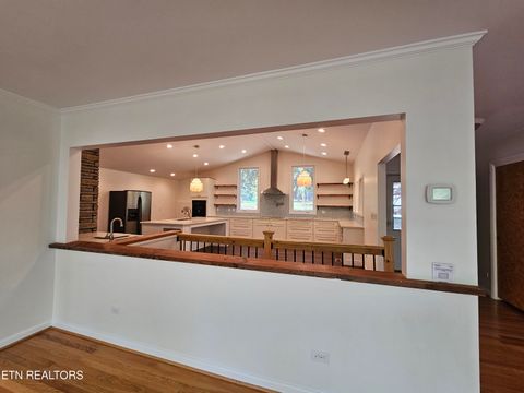 Tiny photo for 899 W Outer Drive, Oak Ridge, TN 37830 (MLS # 1319142)