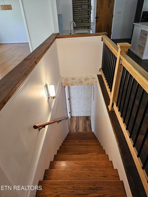 Tiny photo for 899 W Outer Drive, Oak Ridge, TN 37830 (MLS # 1319142)